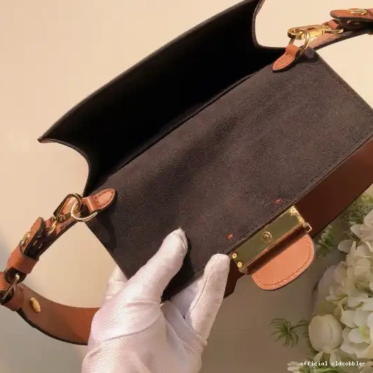 Official oldcobbler Bag（2019 Belt Show） Vuitton Louis Spring 0514